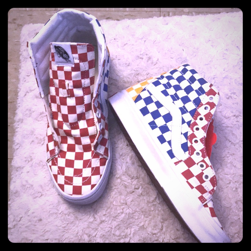 New color block high top  vans !